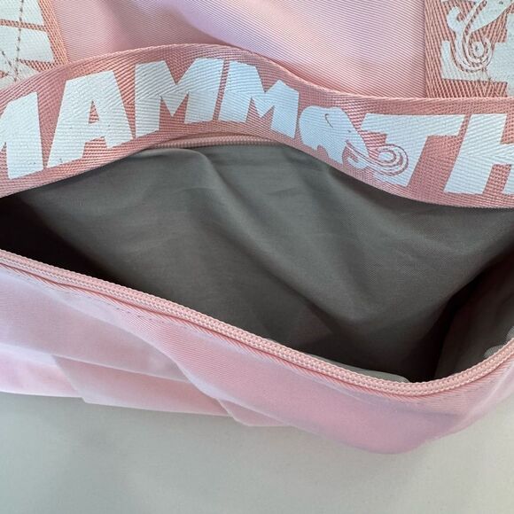 Pink Gym Bag with many compartments - Picture 6 of 7